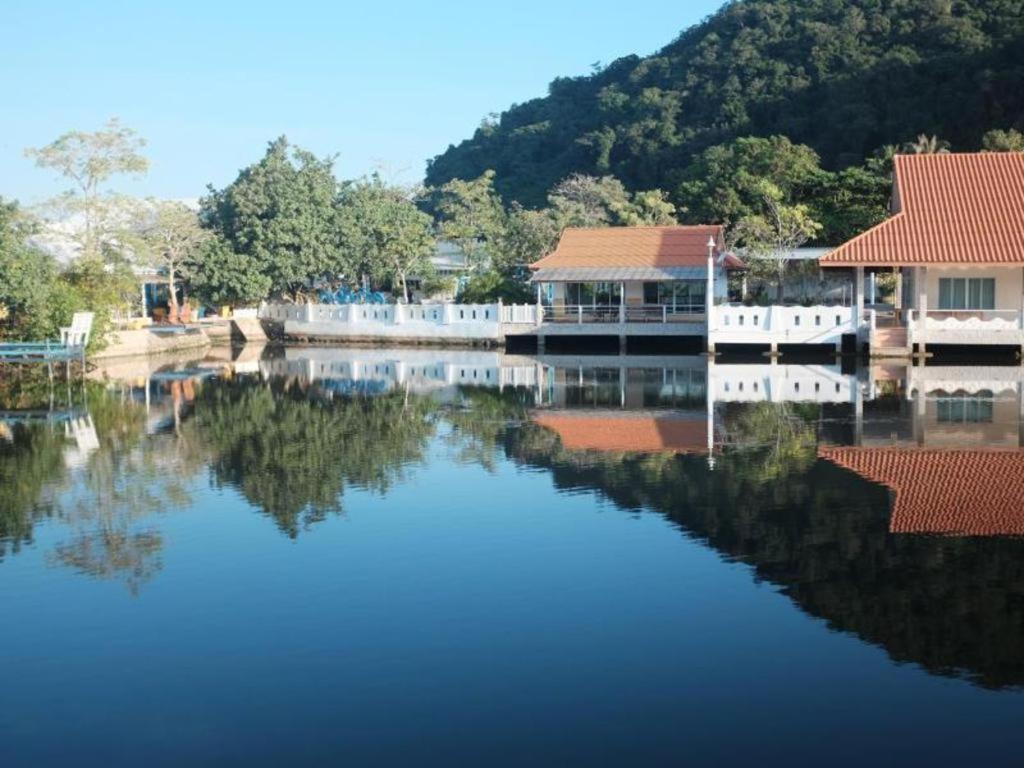 Anavilla Tangke Resort Khanom Exteriér fotografie