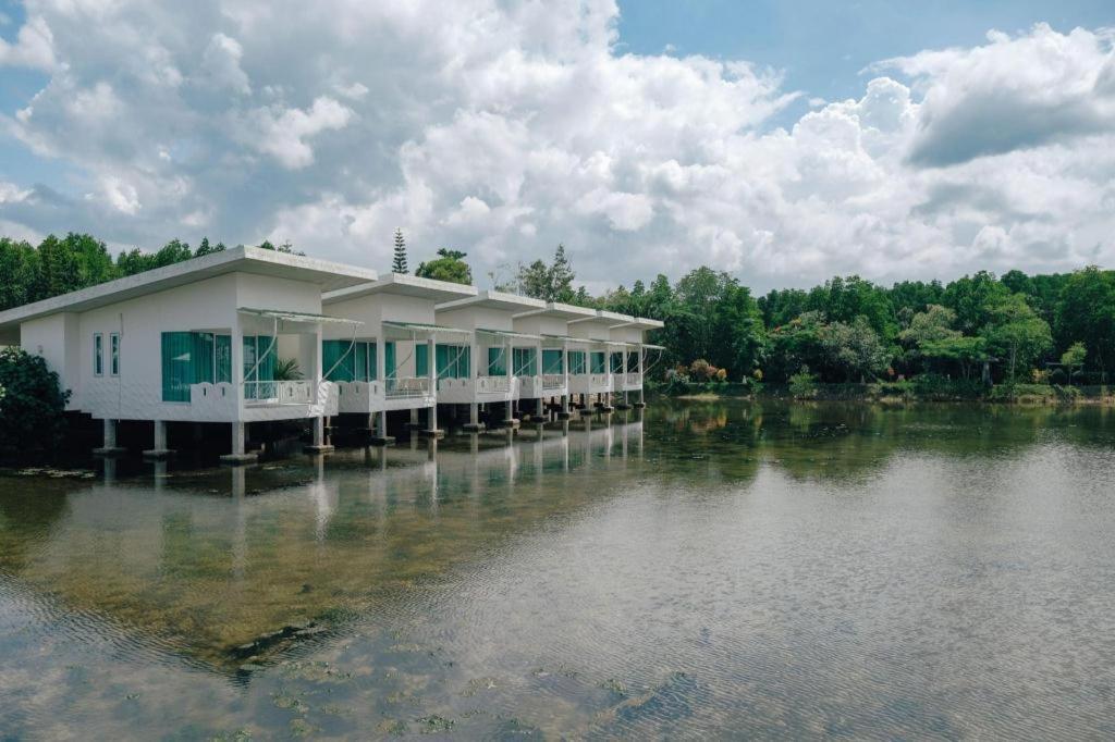 Anavilla Tangke Resort Khanom Exteriér fotografie